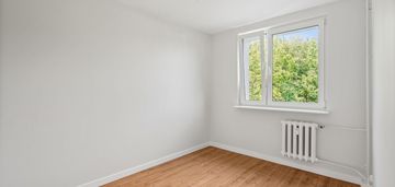 Słoneczne mieszkanie przy lesie