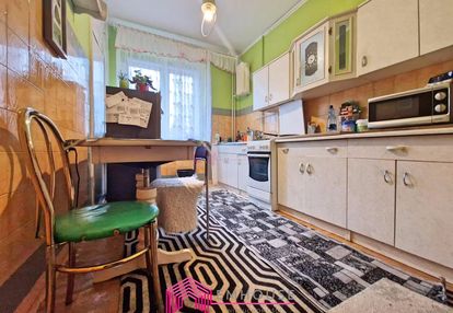 Mieszkanie na 1 piętrze z dużym potencjałem.