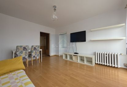 M-3 blisko politechniki częstochowskiej. od zaraz