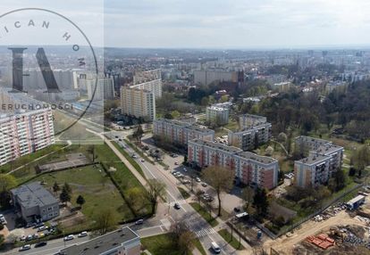 2 pokoje z balkonem
