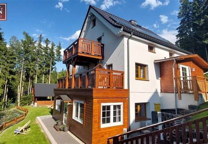 Na sprzedaż budynek mieszkalno - usługowy