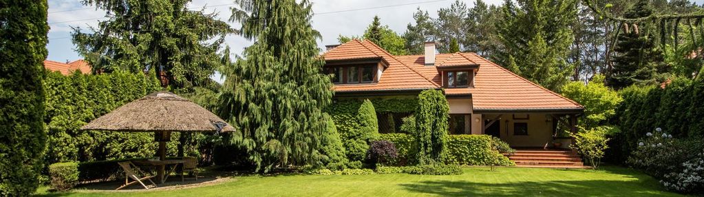 Dom wolnostojący na pięknej działce 1600m2