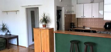 Do wynajęcia kawalerka z balkonem na powiślu