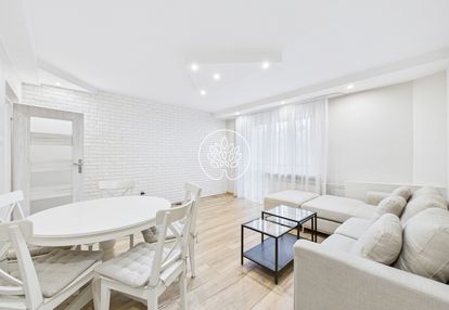 Gotowe do wprowadzenia / dwustronne / parter