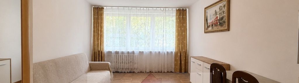 Kawalerka w centrum legionowa/27m2/do remontu