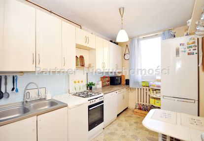 Mokre 3 pokoje niski blok pełen rozkład, hit