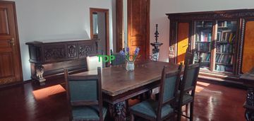 Klimatyczne 3 pokoje w ścisłym centrum