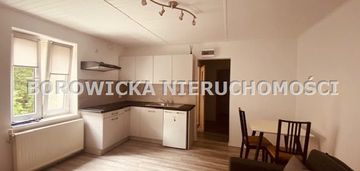 Dwupak  w kamienicy na ul. grunwaldzkiej,