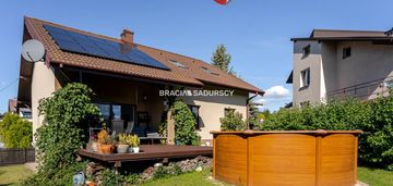 Przestronny i zadbany dom / 5 sypialni / brzesko