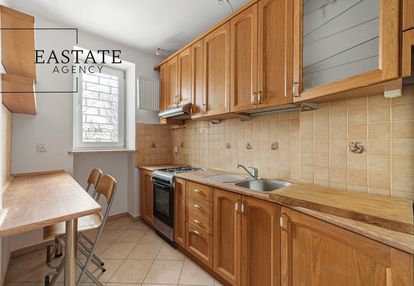 Wola i 2 pokoje i dwustronne i oddzielna kuchnia