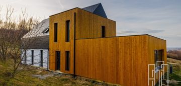 Dom, który mówi więcej niż tysiąc słów - siedliska