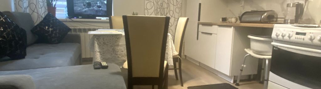 3  pokoje+ piwnica 17 m2 + udział w  strychu