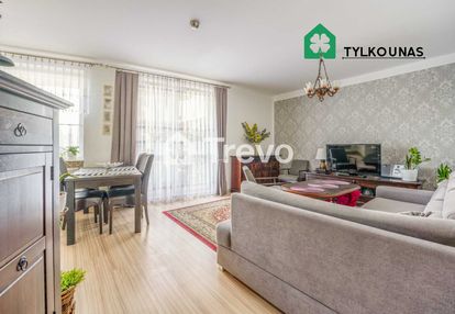 Brętowska brama | przy lesie | miejsce w hali