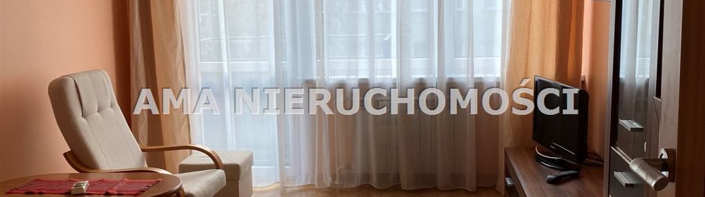 Na wynajem trzypokijowe mieszkanie na i piętrze