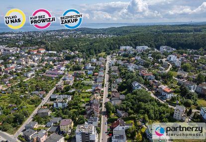 Działka z potencjałem: dom do wyburzenia na granic