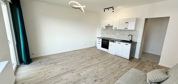 3 pokoje do zamieszkania,balkon,super lokalizacja