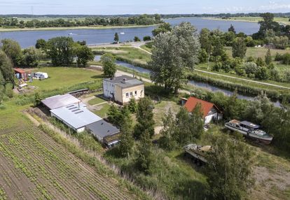 Działka z domkiem i pozwoleniem na budowę