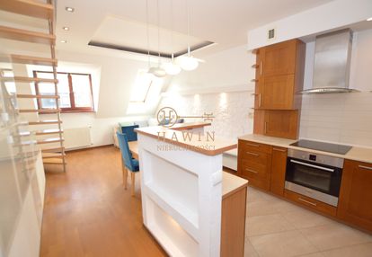 3 pok / dwa poziomy/ taras / m.postojowe