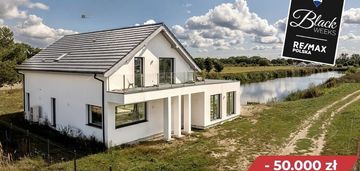 Nowoczesna willa z prywatną plażą