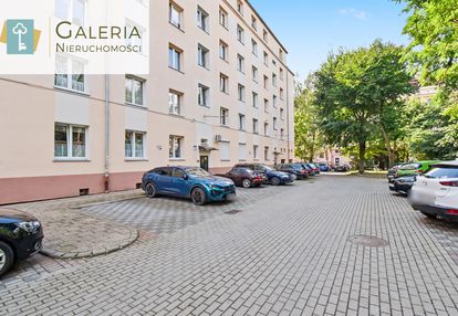 Trzy pokoje, balkon, blisko starego miasta