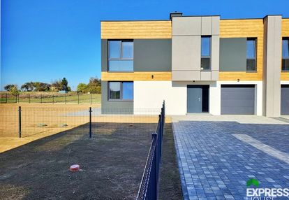 Działka 1007 m2 —dom dla twojej rodziny