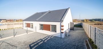 Na sprzedaż segment–ostrów wlkp., ul. kokosowa