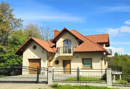 Dom z kolumnami, Przemyśl - Winna Góra