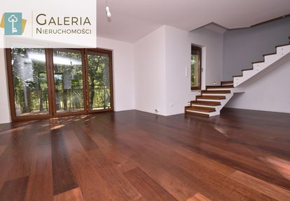 Wyjątkowy dwupoziomowy apartament z miejscem hali