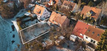 Działka z domem do wyburzenia lub remontu