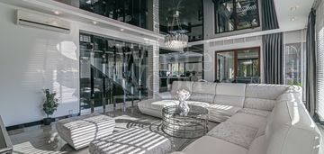 Dom 340 m2 w zielonej okolicy