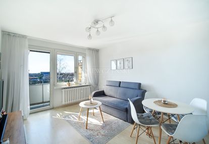 Dwupokojowe, słoneczne, rozkładowe mieszkanie