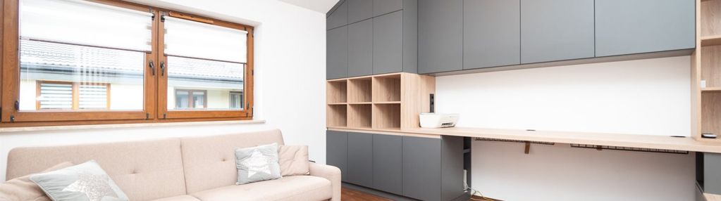 3 pokoje w spokojnej dzielnicy|garaż|klimatyzacja