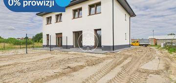 Dom dwulokalowy, każdy 98.75m2, 5 pokoi, ogród