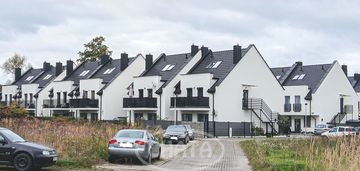 Wołów/mieszkanie 2- poziomowe/miejsce postojowe