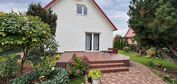Dom z dużą działką – gotowy do wprowadzenia