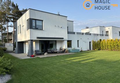 Przestronny, nowoczesny bliźniak z ogrodem|gdańsk