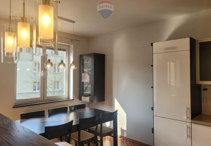 Przestronne 3-pokojowe z miejscem postojowym