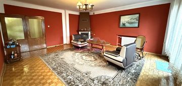 Dom w pożądanej lokalizacji!