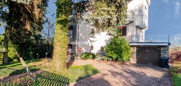 Przestrzenny dom w okolicach mogilan.