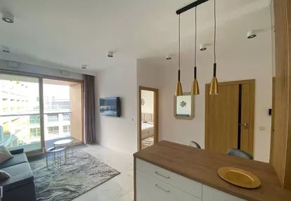 NEW beautiful 2-room apartment + parking DIRECTLY