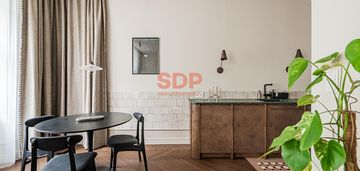 Stylowa perełka - mieszkanie przy pl. solnym - stan idealny