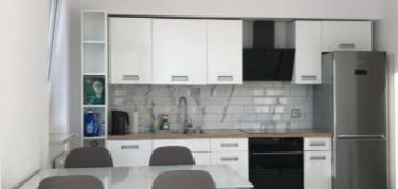 Dwupoziomowe mieszkanie w markach