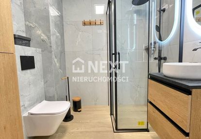 Nowe, świeżo wykończone mieszkanie z miejscem park