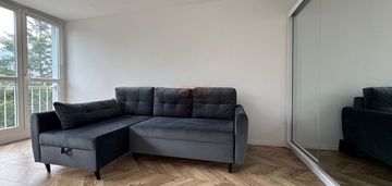 Komfortowa kawalerka na krzykach