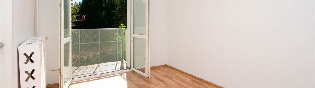 3 pokojowe na parterze z balkonem