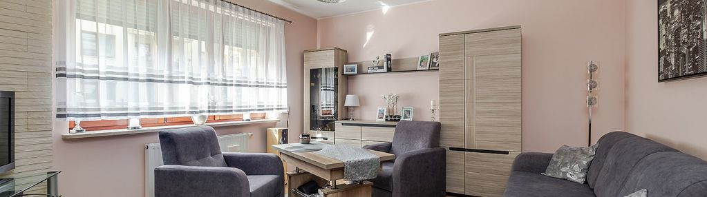 Jelitkowski dwór, 37 m2, blisko plaży!