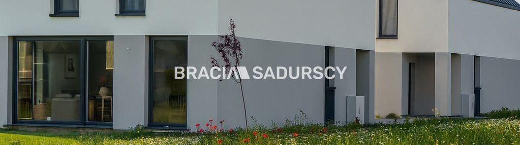 Dom wolnostojący 140 m2 z tarasem w mnikowie