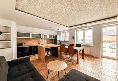 67m2, 3 pokoje, piwnica 10m2, 9183zł/m2