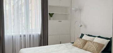 3 pokoje | plac bankowy | metro