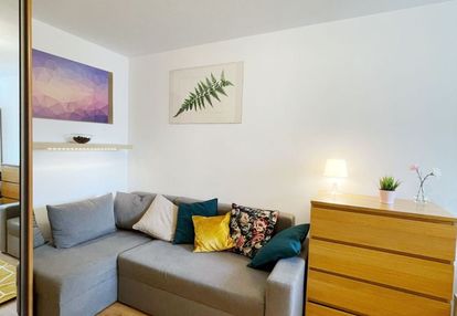 Po remoncie | obok parku | cicho | do wejścia